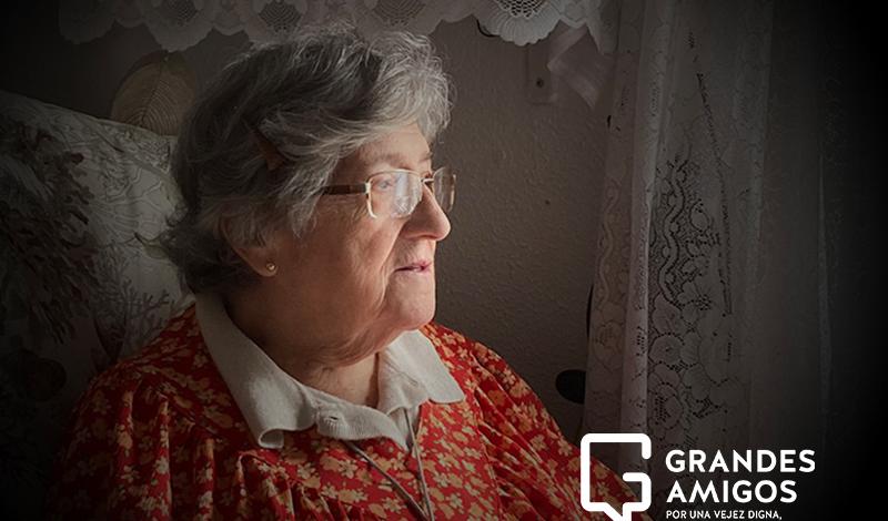 Ni una persona mayor sola