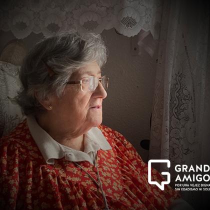 Ni una persona mayor sola